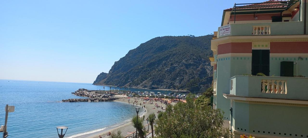 La Terrazza Sul Mare Affittacamere Монтероссо-аль-Маре Экстерьер фото